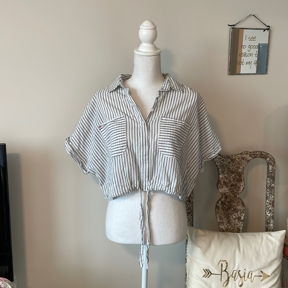 Cropped Stripped Button Down - Picture 1 of 5